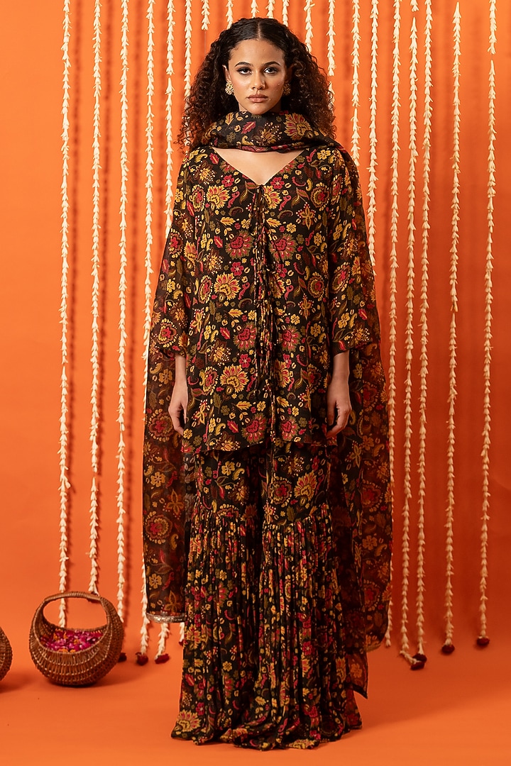 Olive Green Georgette Digital Printed Kurta Set by Swatee Singh at Pernia's Pop Up Shop