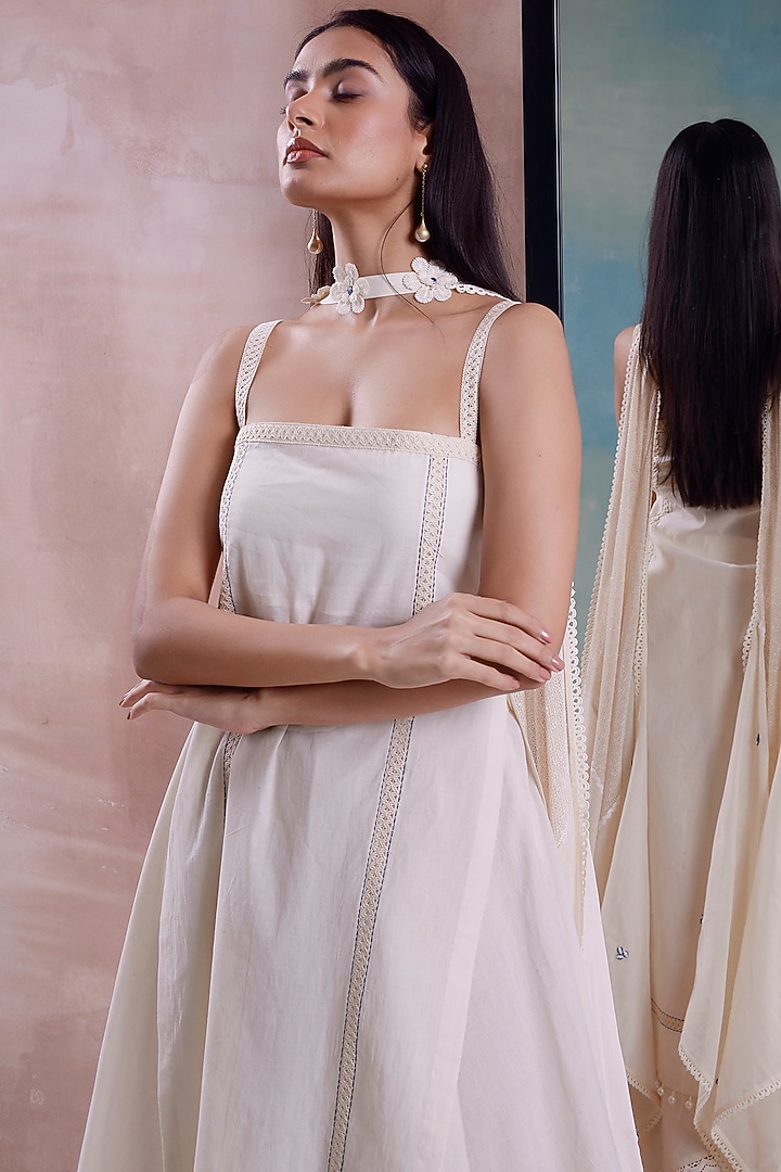 Ivory Organic Cotton Pearl & Lace Asymmetric Layered Kurta Set by Shwetanga at Pernia's Pop Up Shop