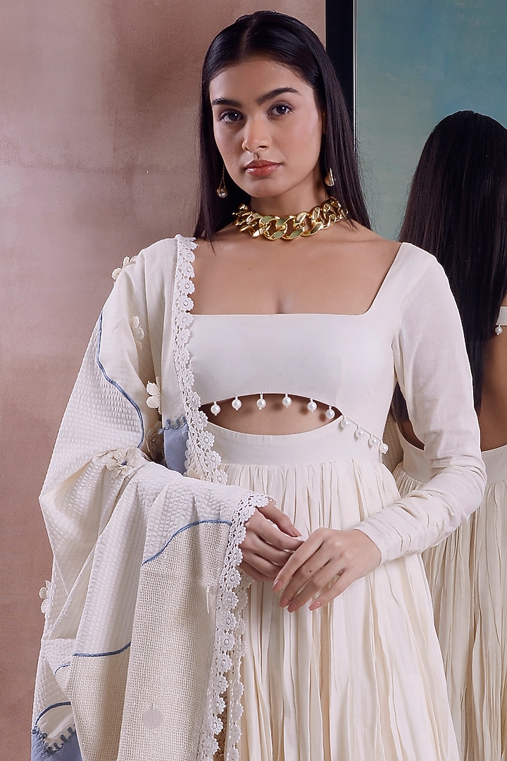 Ivory & Cerulean Crushed Organic Cotton Ombre Kalidar Party Wear Anarkali Set by Shwetanga at Pernia's Pop Up Shop