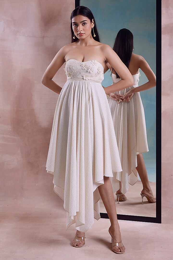Ivory Organic Cotton & Seersucker Asymmetric Handkerchief Dress by Shwetanga