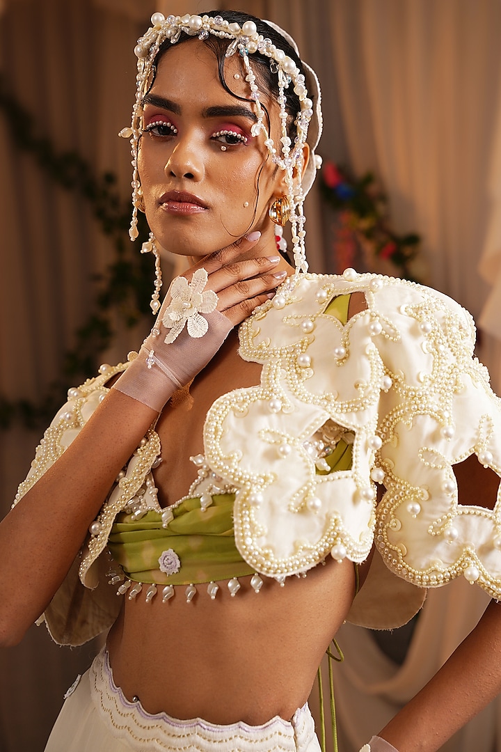 Ivory & Ocado Green Organza Tiered Scarf Wedding Lehenga Set by Shwetanga at Pernia's Pop Up Shop