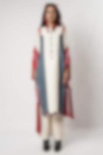 Multi-Colored Cotton Color-Blocked Kurta Set by Shwetanga at Pernia's Pop Up Shop