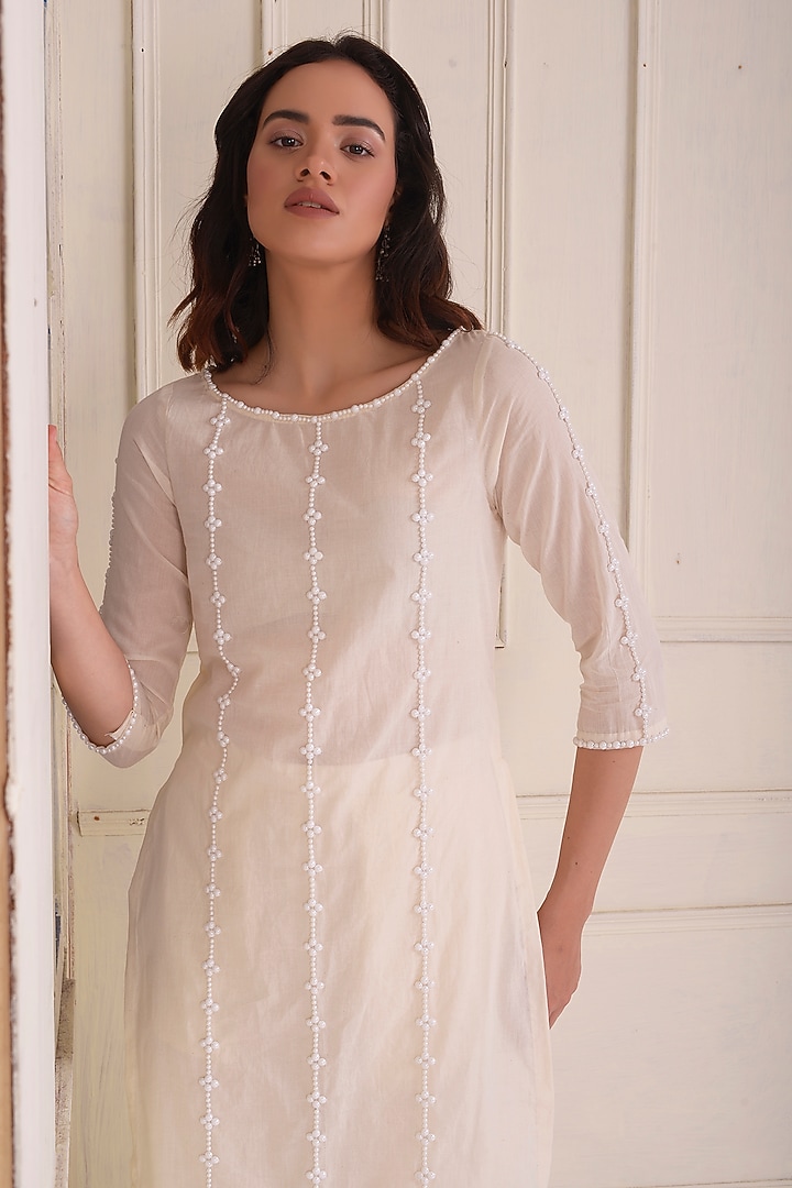 Ivory Organic Cotton Embroidered Kurta Set by Shwetanga at Pernia's Pop Up Shop