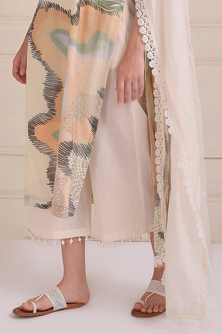 Ivory Organic Cotton Printed Kurta Set by Shwetanga at Pernia's Pop Up Shop