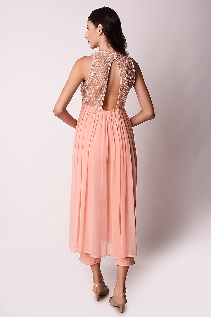 Peach Georgette Gathered Kurta Set by Shwetanga at Pernia's Pop Up Shop