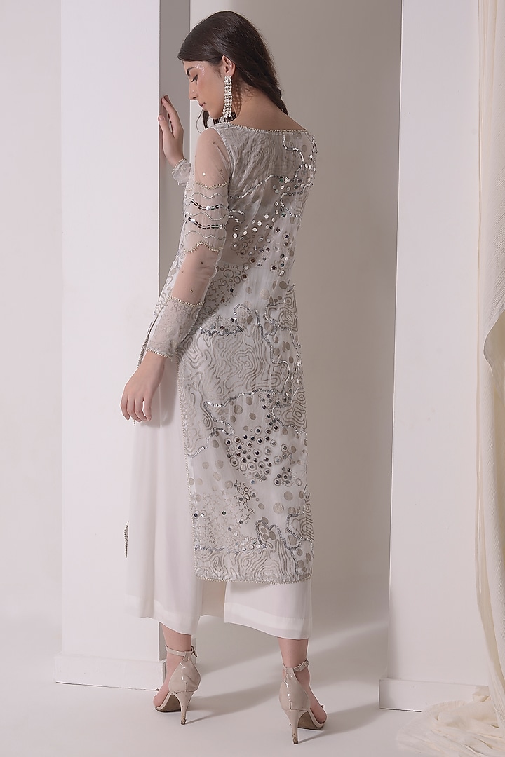 Ecru Crepe & Organza Foil Printed Kurta Set by Shwetanga at Pernia's Pop Up Shop