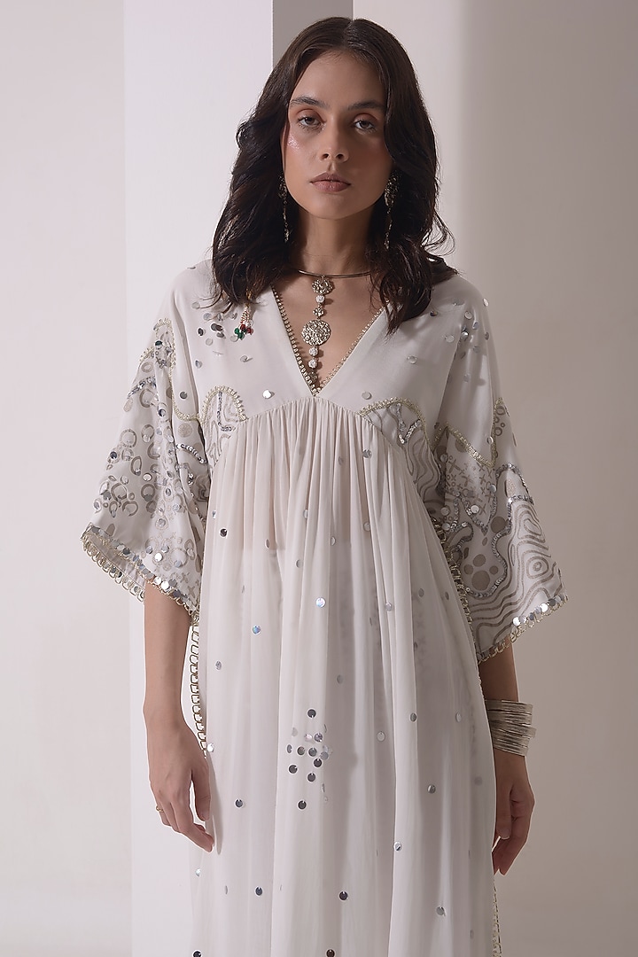 Ecru Crepe Patchwork Embroidered Kaftan Kurta Set by Shwetanga at Pernia's Pop Up Shop