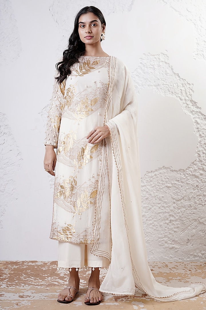 Ivory & Gold Organza Foil Printed Kurta Set by Shwetanga