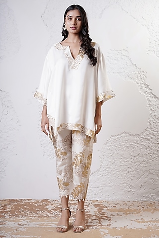 Ivory & Gold Crepe Kurta Set by Shwetanga