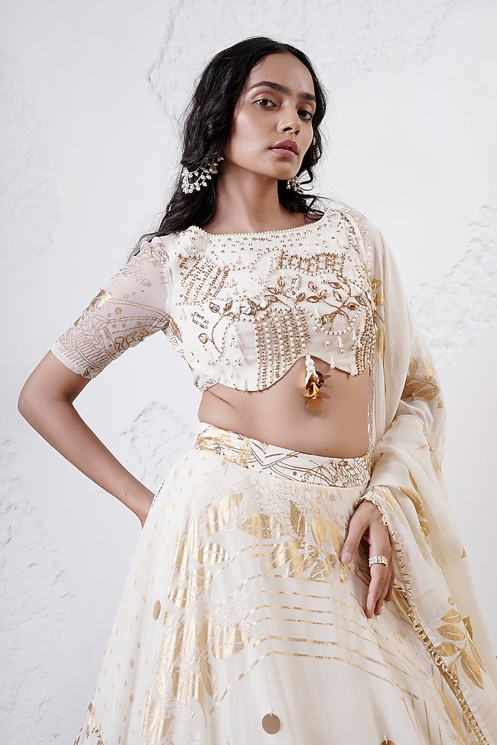 Ivory & Gold Organza Foil Printed Wedding Lehenga Set by Shwetanga at Pernia's Pop Up Shop