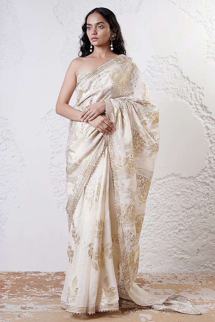 Ivory & Gold Organza Foil Printed Saree Set by Shwetanga at Pernia's Pop Up Shop