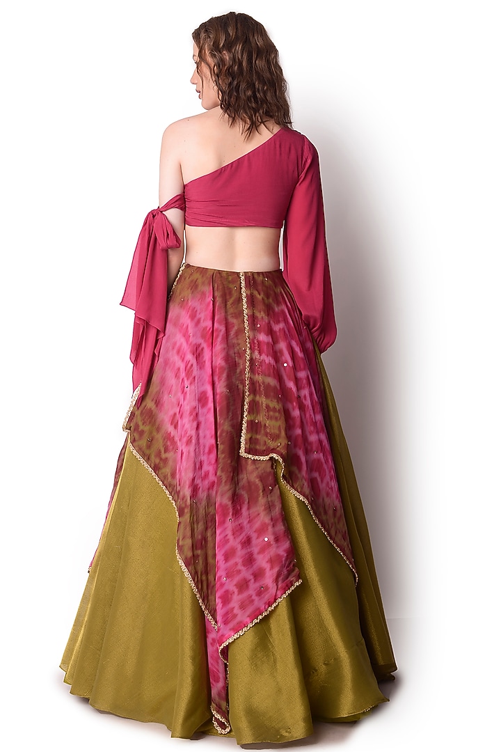 Multi-Colored Tye-Dyed Wedding Lehenga Set by Shwetanga at Pernia's Pop Up Shop