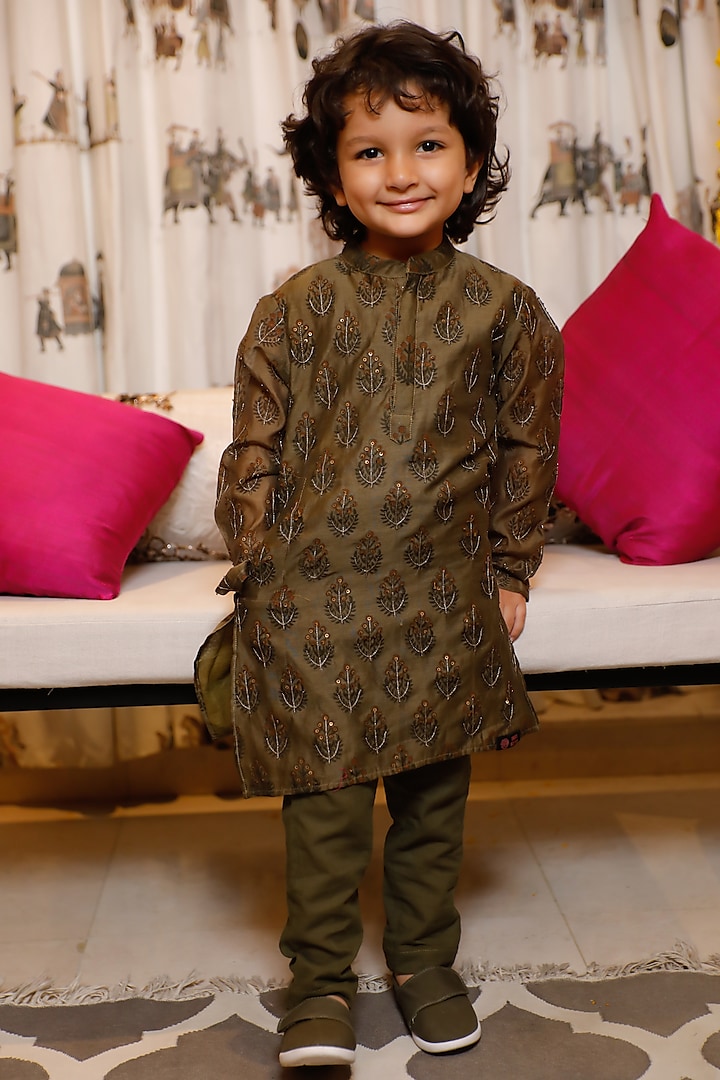 Green Chanderi Hand Block Printed & Hand Embroidered Kurta Set For Boy by Swati Golyan at Pernia's Pop Up Shop