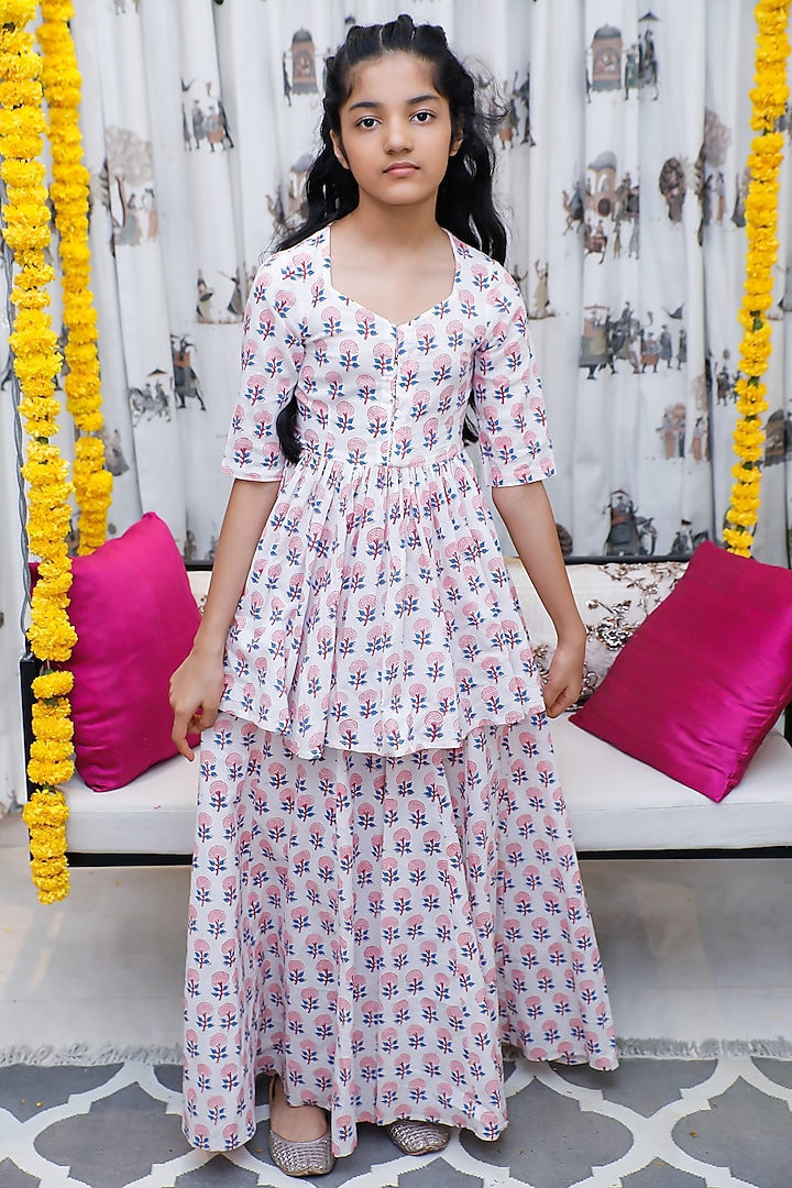 White Cotton Hand Block Printed Lehenga Set For Girls by Swati Golyan at Pernia's Pop Up Shop