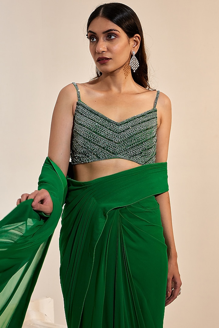 Green Net & Georgette Tassel Embroidered Draped Wedding Saree Set by Swati Wadhwani Couture at Pernia's Pop Up Shop