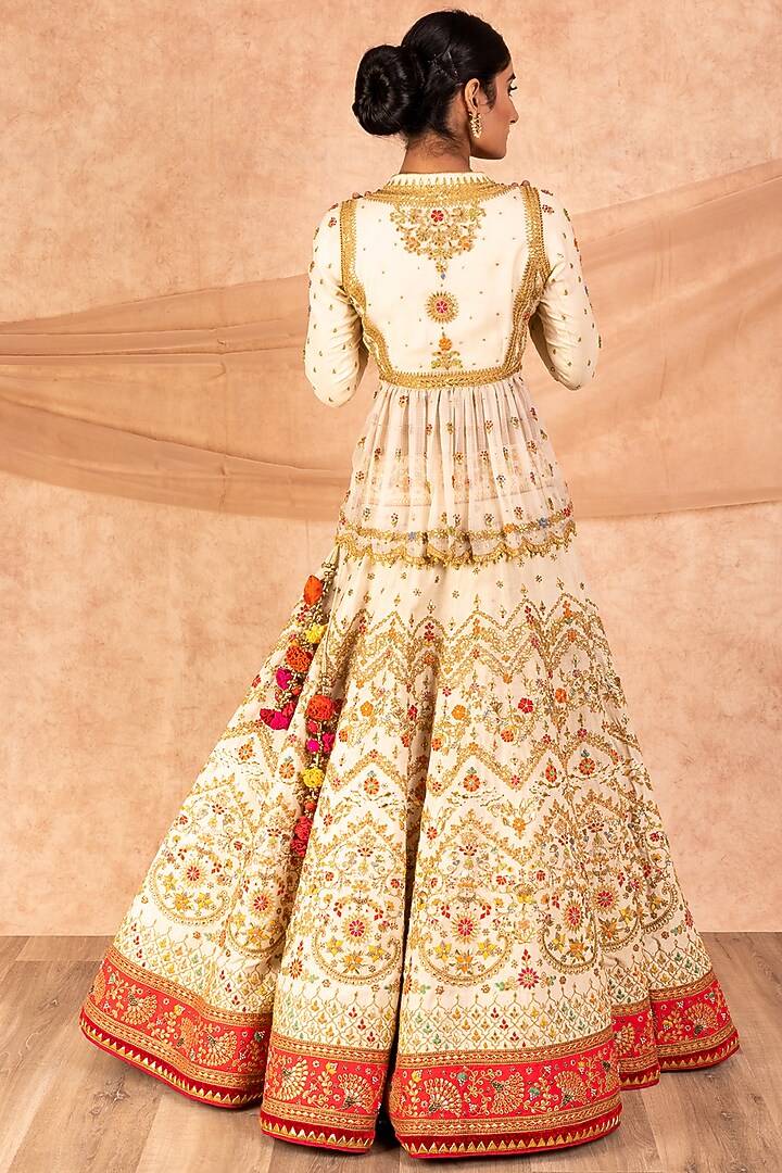 Ivory Zardosi Embroidered Bridal Lehenga Set by SWATI UBROI at Pernia's Pop Up Shop
