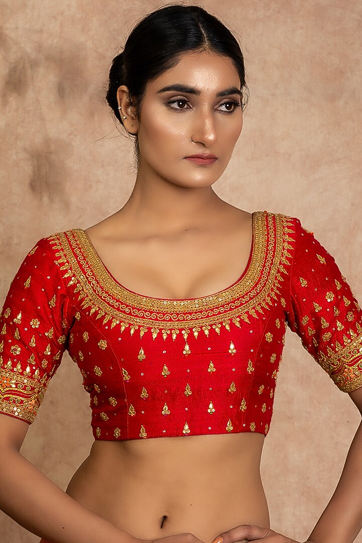 Ivory Zardosi Embroidered Bridal Lehenga Set by SWATI UBROI at Pernia's Pop Up Shop
