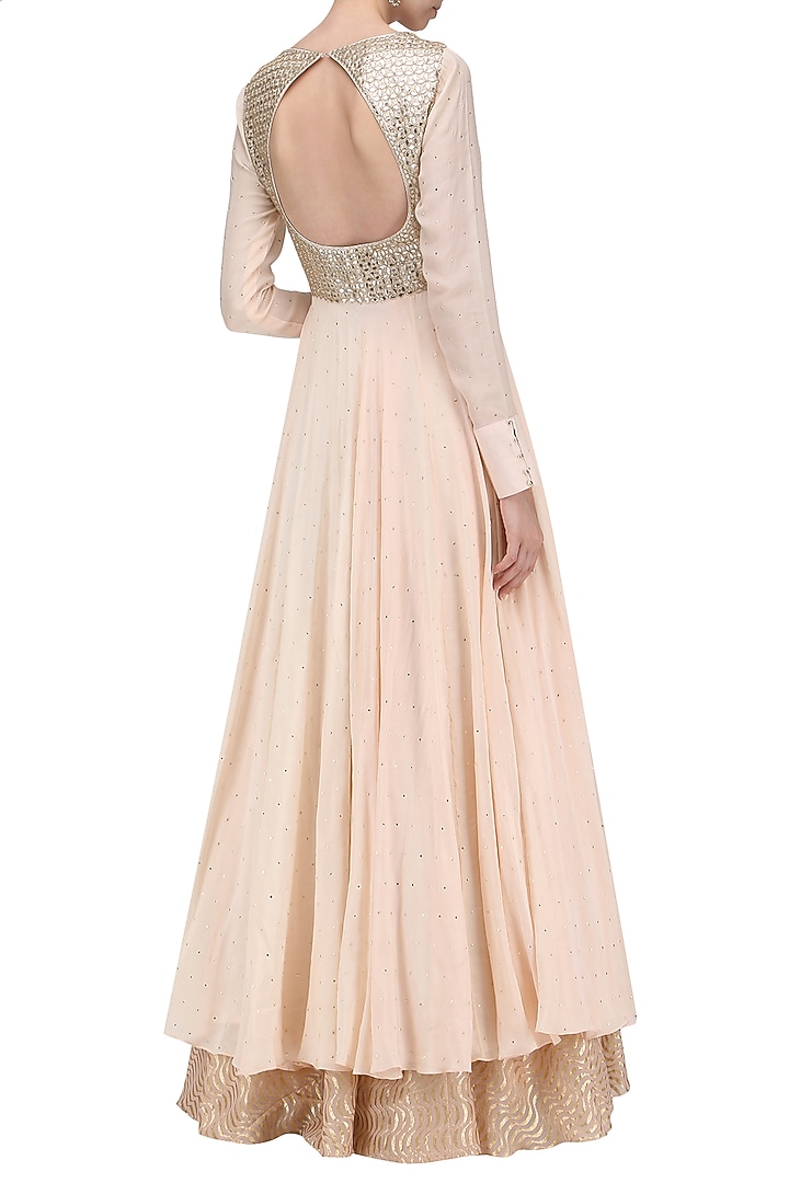 Peach mukaish with Chanderi skirt and pearl work dupatta available only at Pernia's Pop Up Shop.