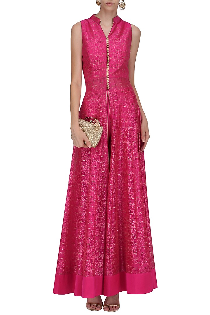 Hot pink chanderi cape with pallazo available only at Pernia's Pop Up Shop.