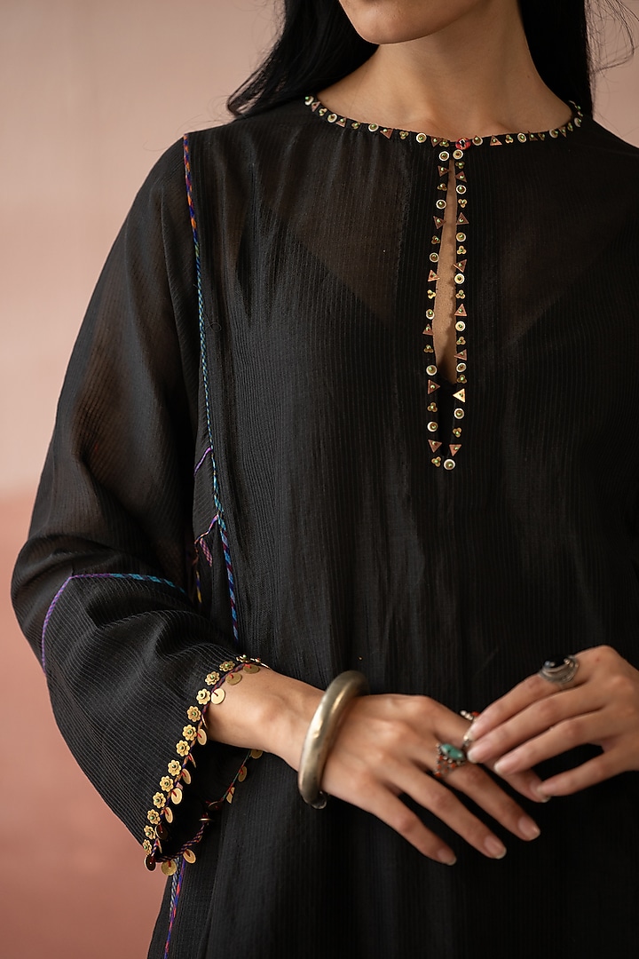 Ebony Black Striped Chanderi Kurta by Swatti Kapoor at Pernia's Pop Up Shop