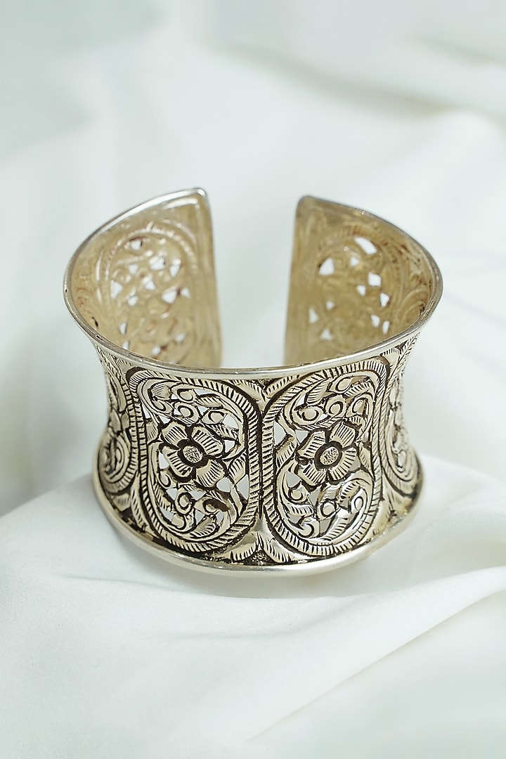 Oxidised Silver Finish Floral & Filigree Motifs Openable Chittai Cuff In Sterling Silver by Swadeshi Pitara at Pernia's Pop Up Shop