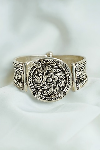 Oxidised Silver Finish Openable Chittai Cuff In Sterling Silver by Swadeshi Pitara
