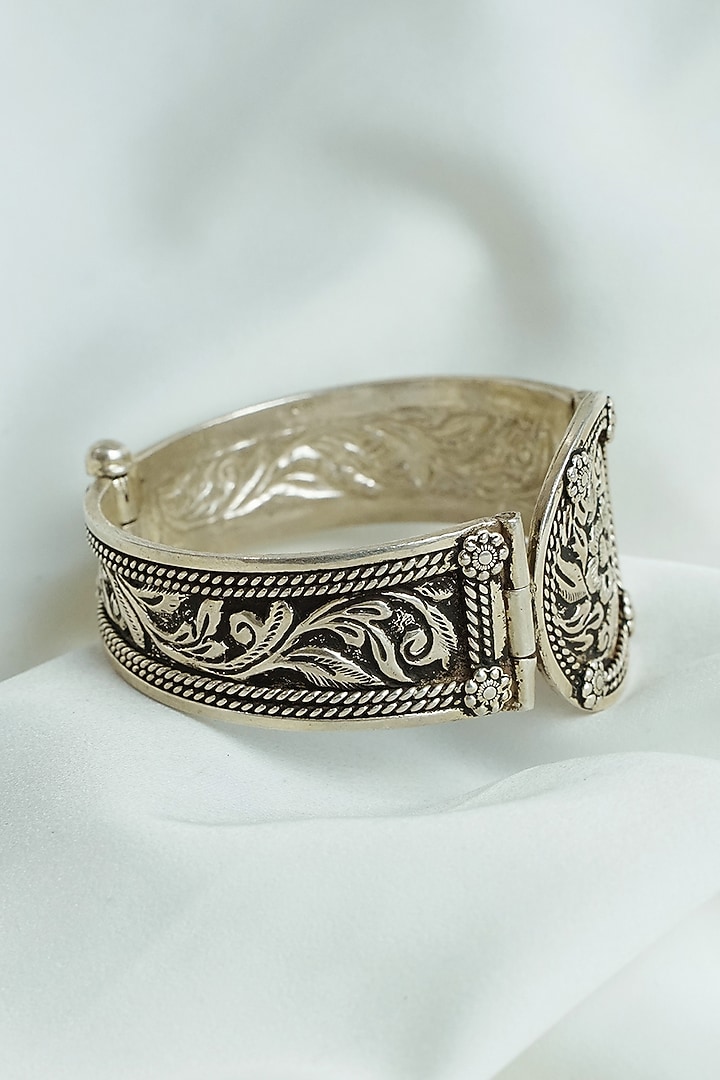 Oxidised Silver Finish Openable Chittai Cuff In Sterling Silver by Swadeshi Pitara at Pernia's Pop Up Shop
