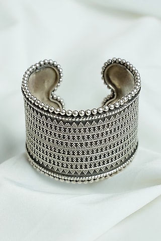 Oxidised Silver Finish Rawa Work Openable Cuff In Sterling Silver by Swadeshi Pitara