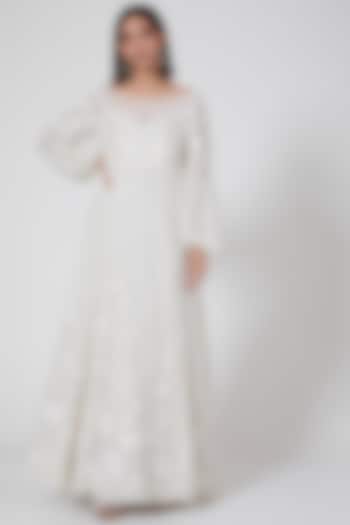 White Floral Sequins Bridal Gown by SHRIYA SOM at Pernia's Pop Up Shop