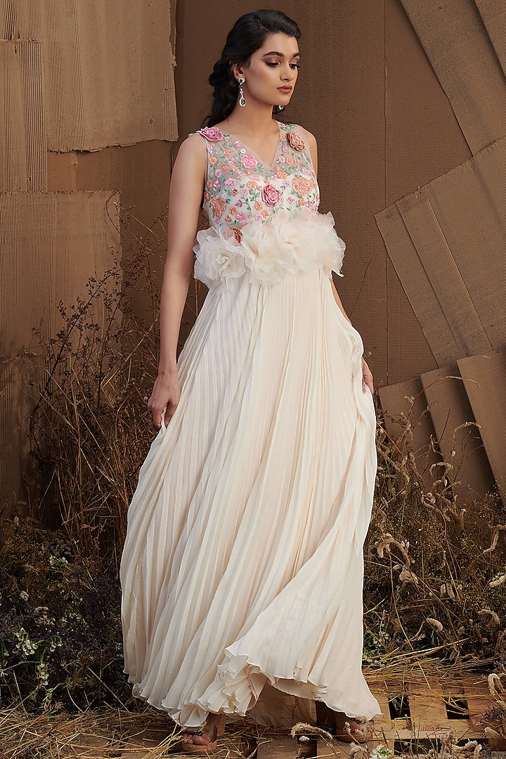 Ivory 3D Embroidered Pleated Gown by SHRIYA SOM