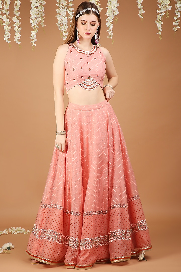 Onion Pink Chanderi Wedding Lehenga Set by Taara at Pernia's Pop Up Shop
