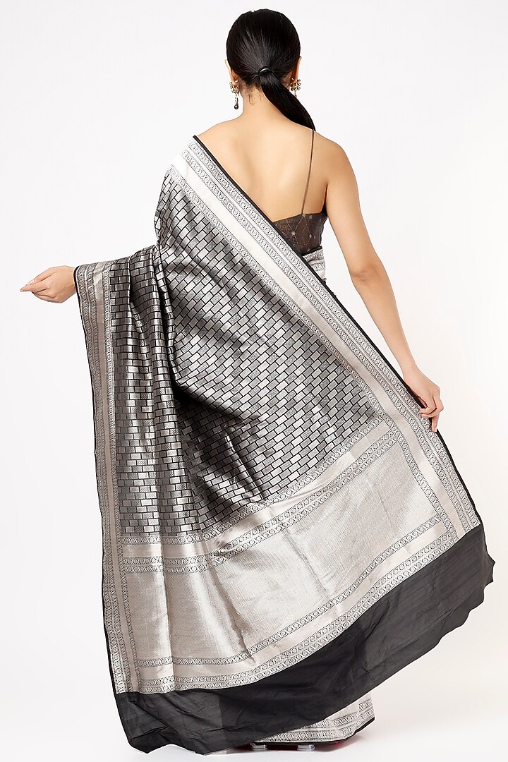 Black Embroidered Wedding Saree Set by Taba Kashi By Artika Shah at Pernia's Pop Up Shop