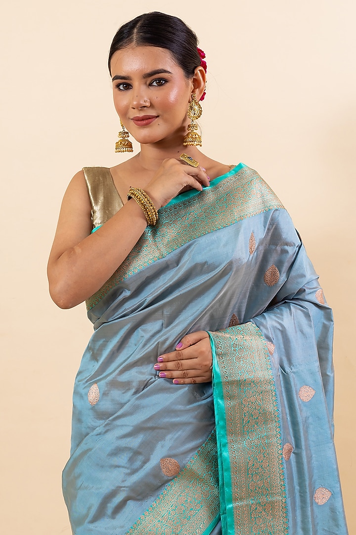 Grey Katan Silk Handloom Party Wear Saree Set by Taba Kashi By Artika Shah at Pernia's Pop Up Shop