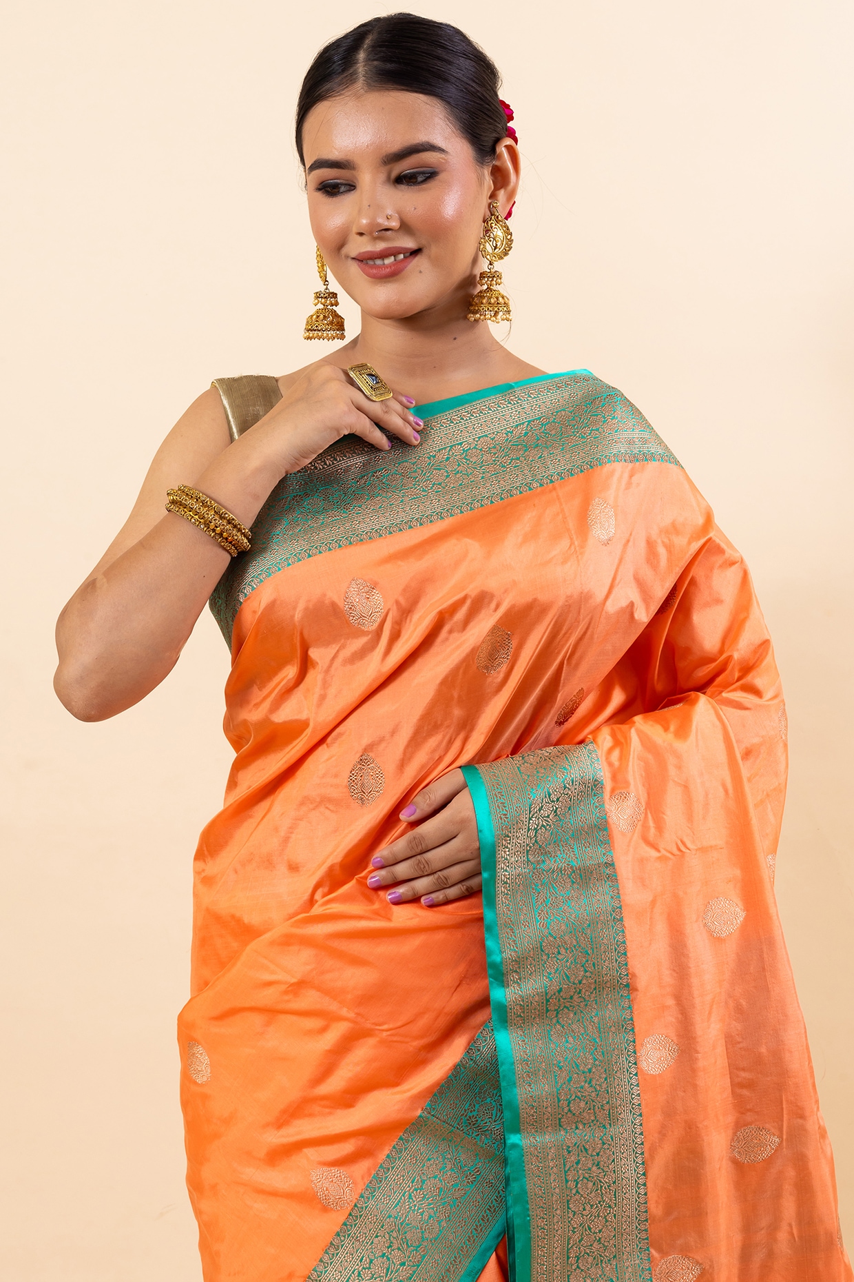 White and Orange Handloom Dhakai Jamdani Saree – Craftyle