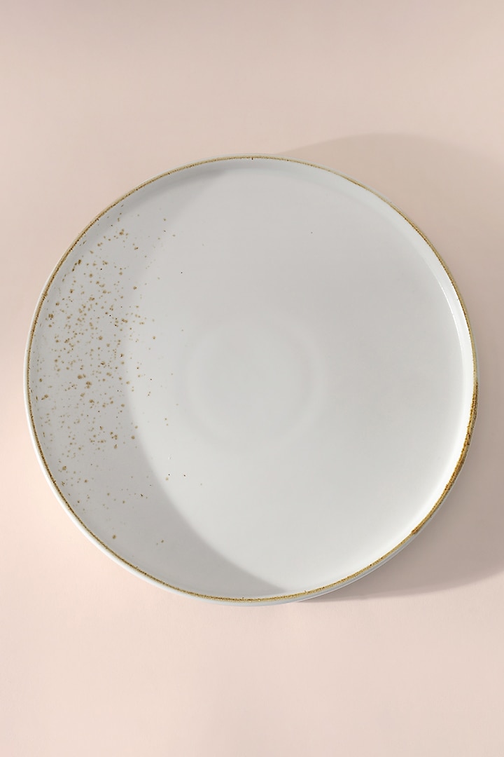 Off-White Porcelain Dinner Plate by Table Manners at Pernia's Pop Up Shop