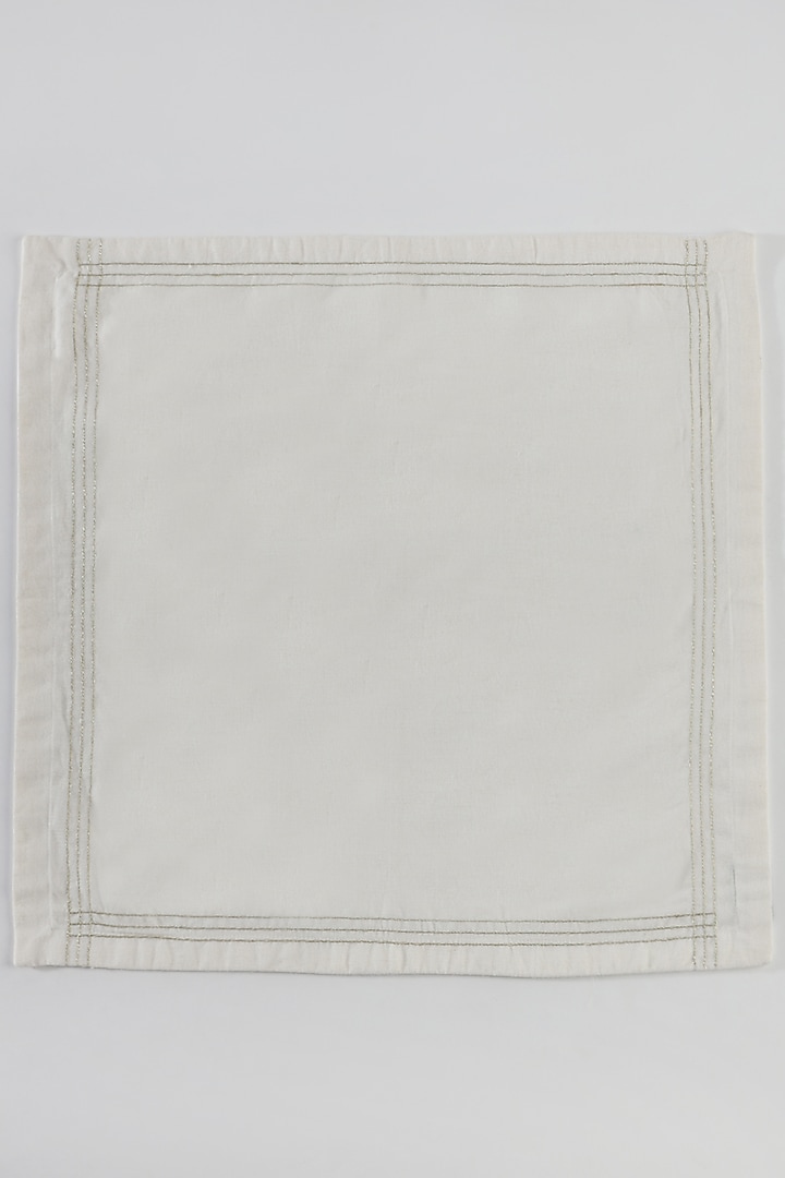 Off-White Cloth Napkin Set by Table Manners