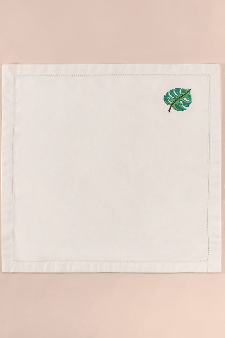 Off-White & Green Cloth Napkin Set by Table Manners