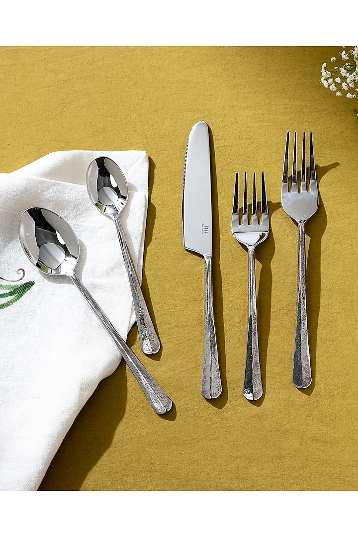 Silver Stainless Steel Cutlery (Set Of 5) by Table Manners