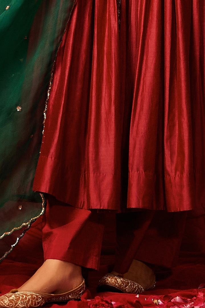 Raspberry Red Chanderi Silk Crystal Hand Embellished Wedding Anarkali Set by TABEER INDIA at Pernia's Pop Up Shop