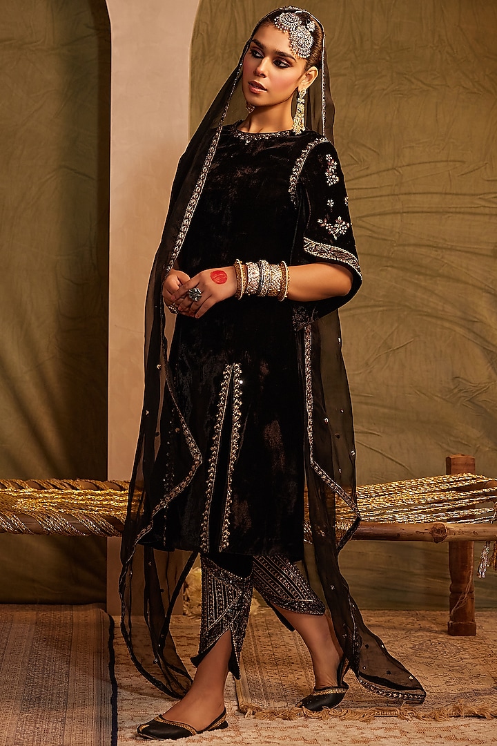 Midnight Black Silk Velvet Hand Embellished Long Kurta Set by TABEER INDIA