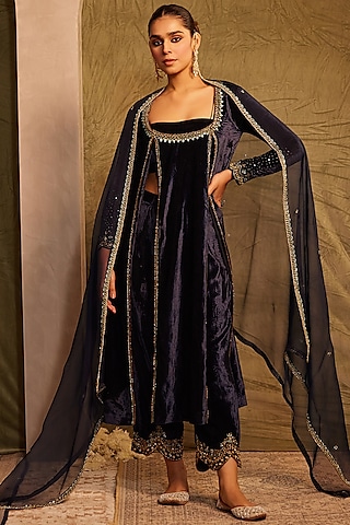 Midnight Blue Silk Velvet Moti Hand Embellished Kurta Set by TABEER INDIA