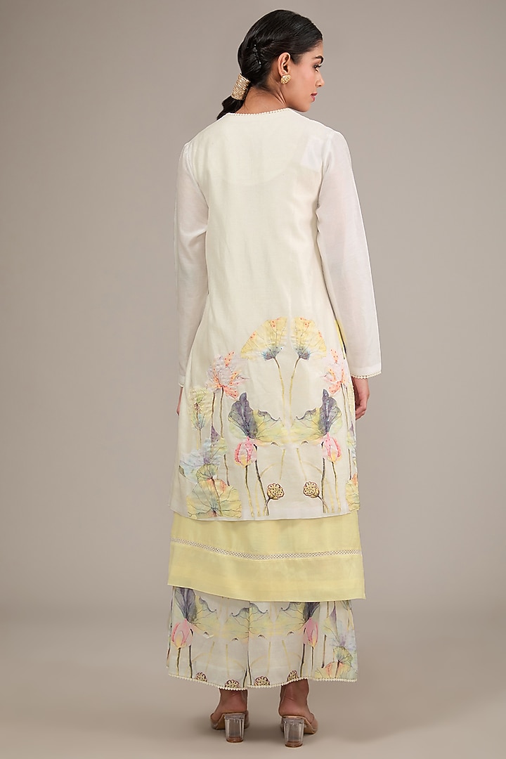 White Chanderi Floral Printed Jacket Set by TABEER INDIA at Pernia's Pop Up Shop
