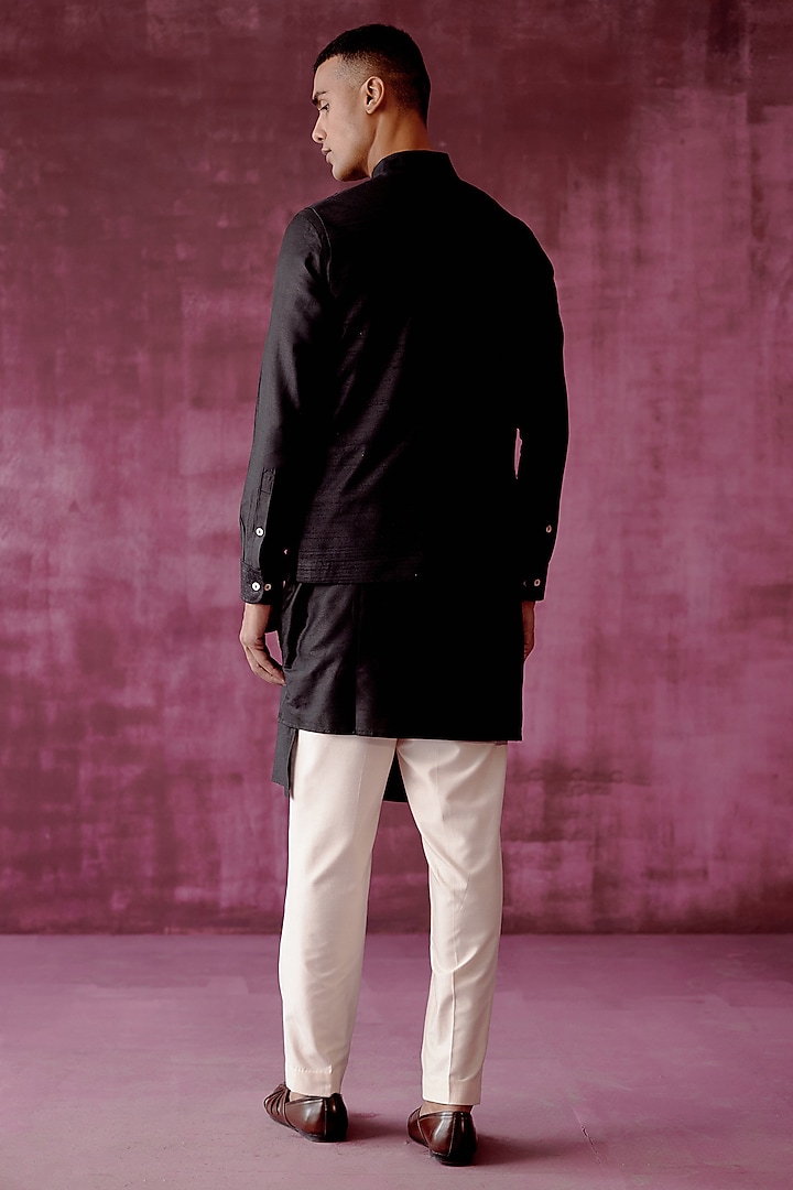 Black Handwoven Raw Silk Zardosi Embroidered Bundi Jacket Set by Pouli Pret Men at Pernia's Pop Up Shop