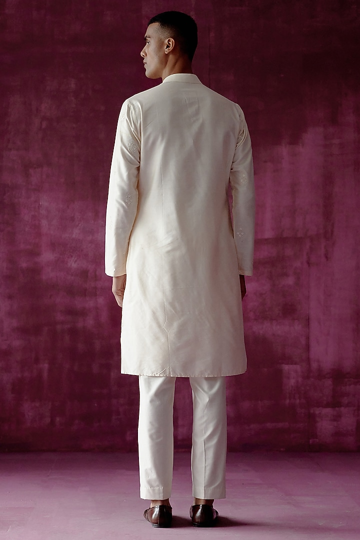 Off-White Cotton Silk Sequins Hand Embroidered Kurta Set by Pouli Pret Men at Pernia's Pop Up Shop
