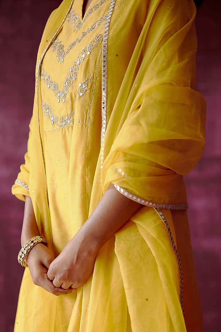 Ochre Yellow Chanderi Mirror Embroidered Gharara Set by POULI at Pernia's Pop Up Shop