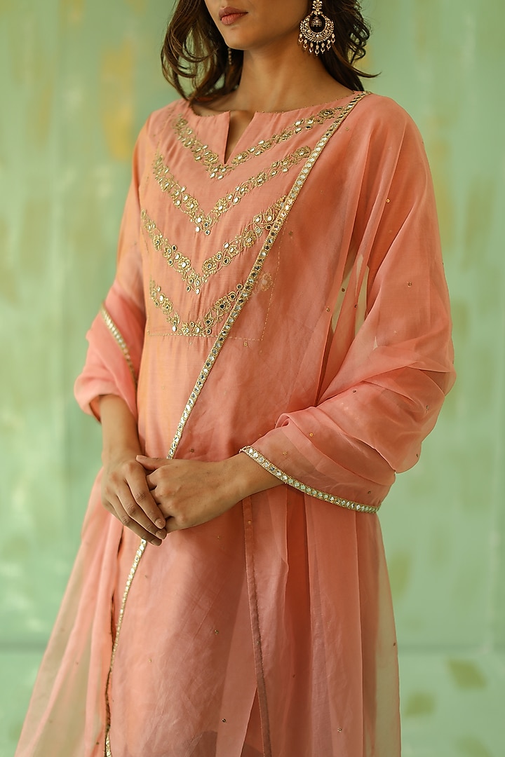 Vintage Pink Chanderi Mirror Embroidered Gharara Set by POULI at Pernia's Pop Up Shop