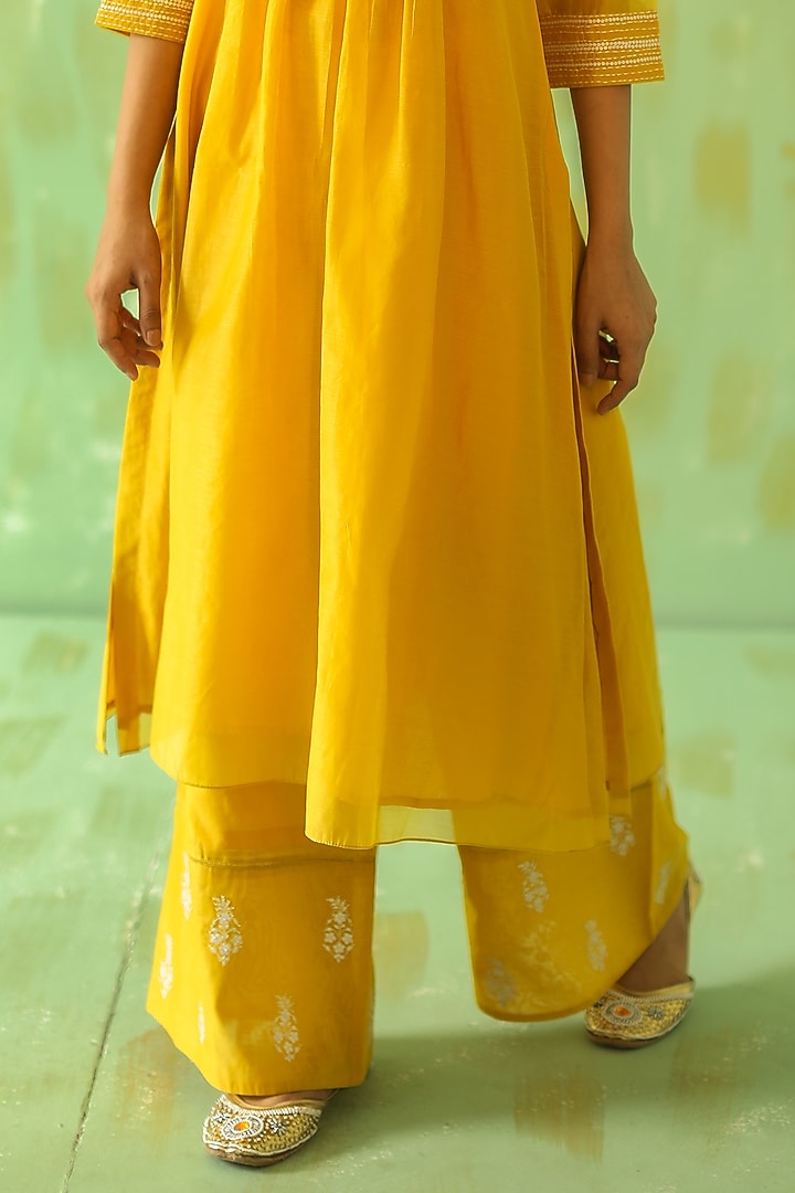 Ochre Yellow Hand Embroidered Kurta Set by POULI at Pernia's Pop Up Shop
