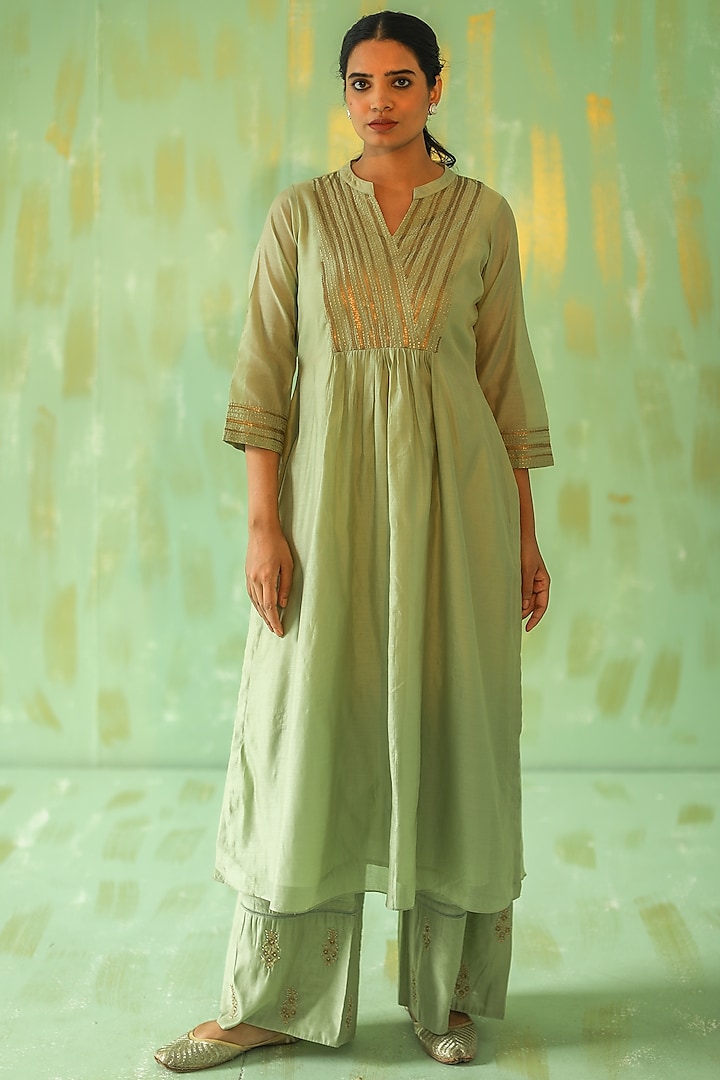 Sage Green Hand Embroidered Kurta Set by POULI at Pernia's Pop Up Shop