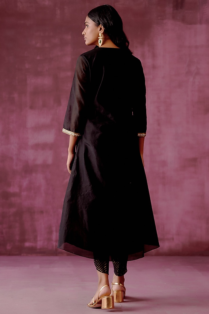 Black Hand Embroidered Kurta Set by POULI at Pernia's Pop Up Shop
