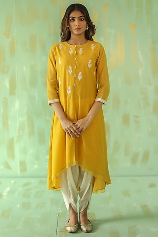 Ochre Yellow Hand Embroidered Kurta Set by POULI